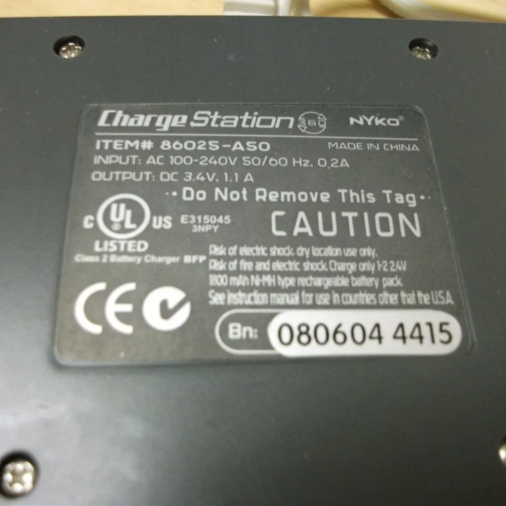 Nyko Charge Station Xbox 360 Battery Charger 86025-A50
